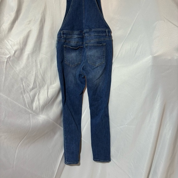 SOHO by New York and Company Distressed Blue Denim Overall Jeans Workwear Size M - Picture 10 of 15